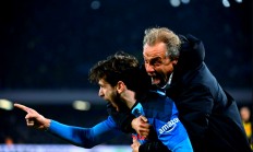 九游娱乐-包含那不勒斯防守失误，吞下意甲重要败仗的词条