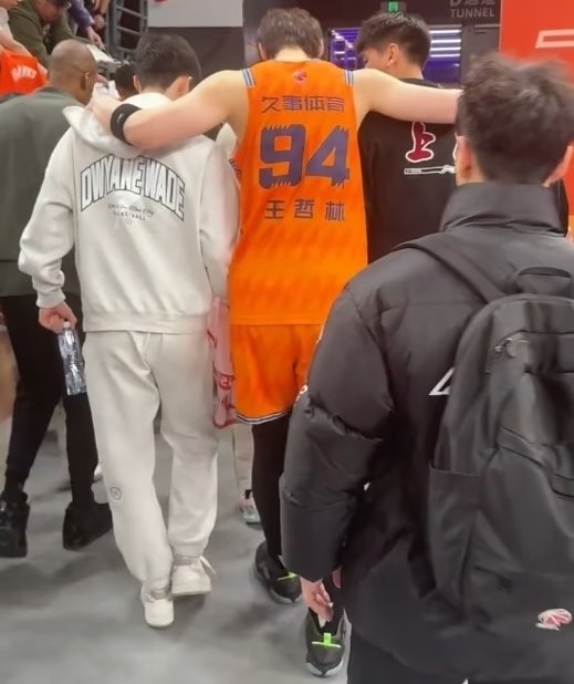 上海男篮以大比分击败江苏队 上海男篮以大比分击败江苏队