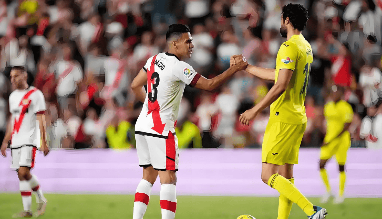 包含意甲球队展现实力，各路豪强连番比试的词条